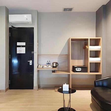 U Stay Hotel Mangga Besar Τζακάρτα Εξωτερικό φωτογραφία